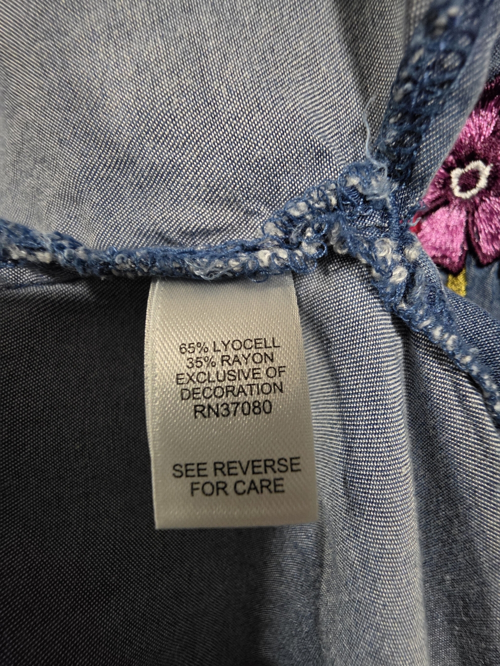 Cato Plus 22/24W Lyocell Chambray Embroidered Floral Peplum Tunic Top - Picture 4 of 4